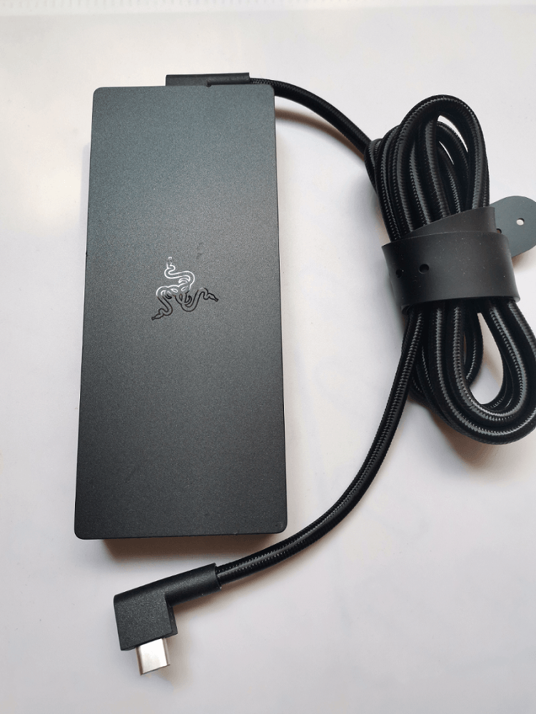 New Original Razer Blade 18 i9 13950HX 330W 19.5V 16.92A RC30-0484 Adapter Cord