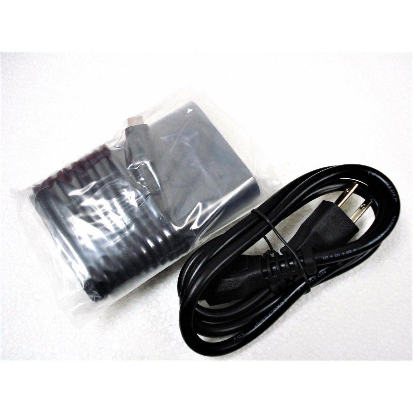 New Genuine Dell AC Adapter Charger LA65NM170 DC 20V/15V/9V/5V 3.25A/3A/3A/3A 65W USB-C