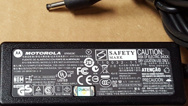 New Original OEM Motorola MOT-A-0030ADU00-101 19V 1.58A 4.0mm x 1.7mm AC Adapter